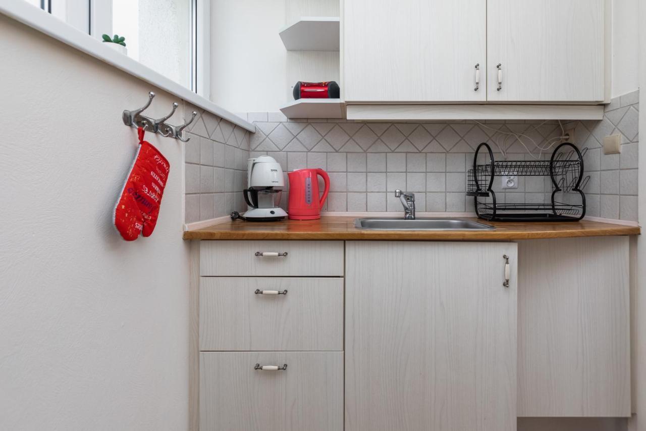 Marynarzy Okretow Pogranicza Apartments By Noclegi Renters Kołobrzeg Kültér fotó