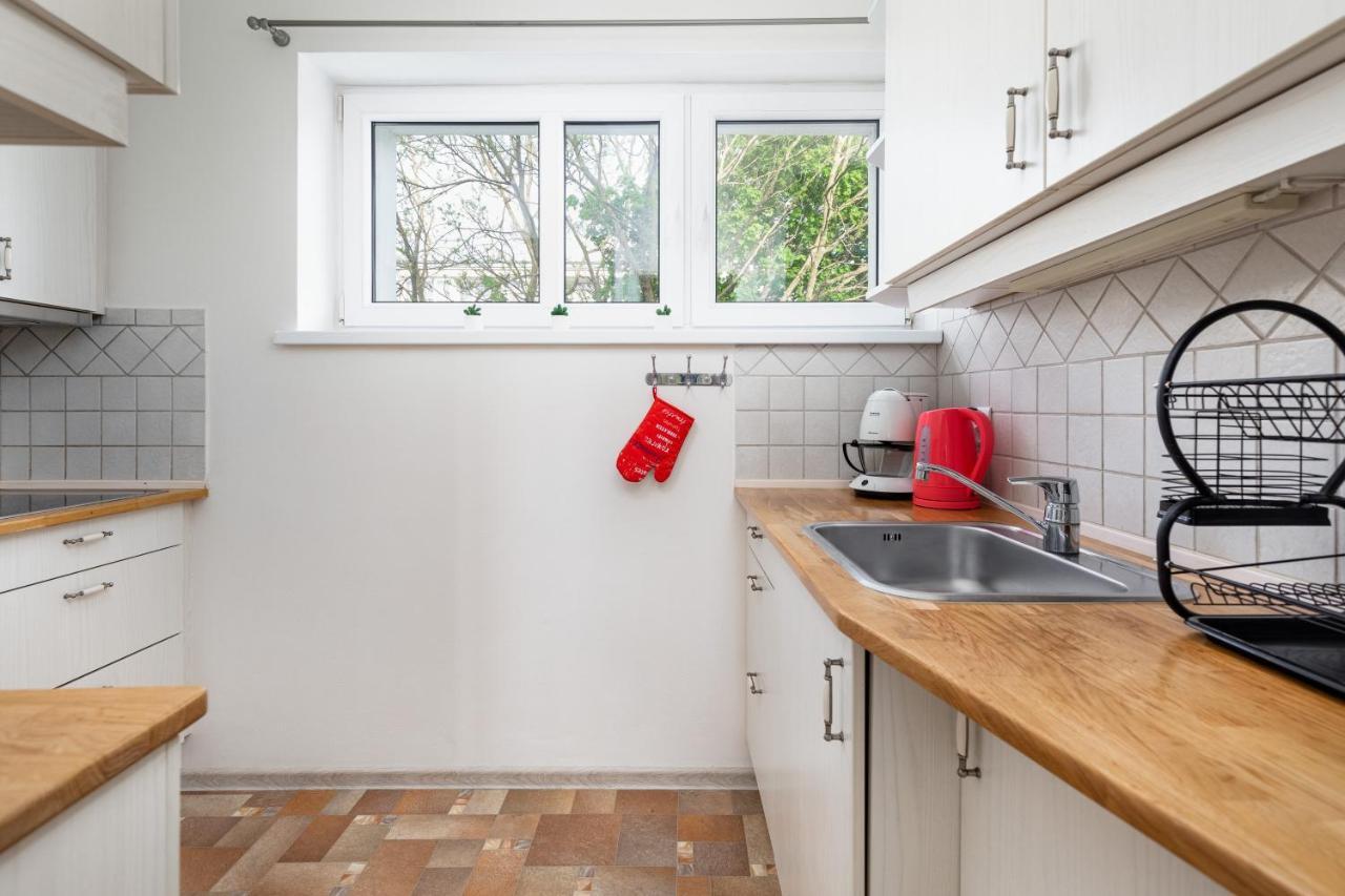 Marynarzy Okretow Pogranicza Apartments By Noclegi Renters Kołobrzeg Kültér fotó
