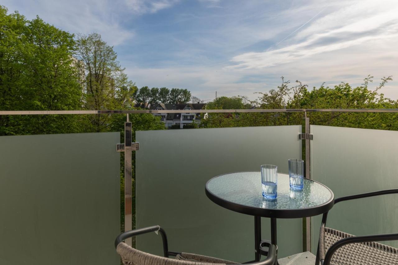 Marynarzy Okretow Pogranicza Apartments By Noclegi Renters Kołobrzeg Kültér fotó